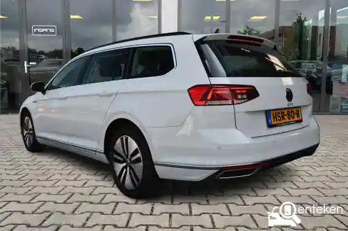 VW Passat Variant GTE 2020