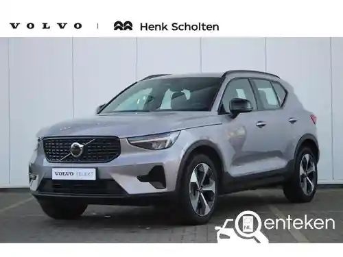 Volvo XC40 B4 2025