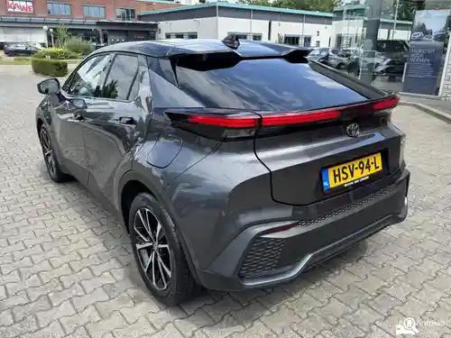 Toyota C-HR 1.8 Hybrid 2024
