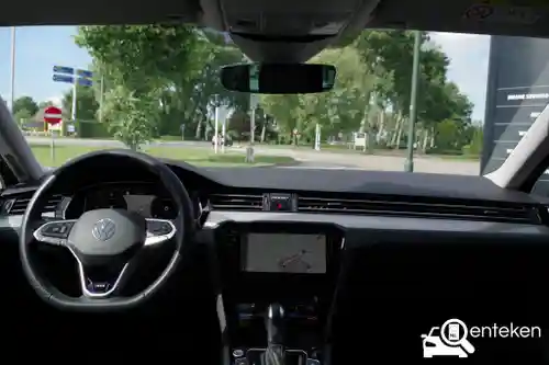 VW Passat Variant GTE 2021