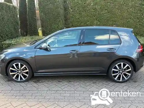 VW Golf GTE 2015