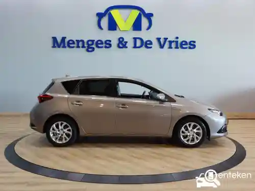 Toyota Auris 1.8 Hybrid 2015