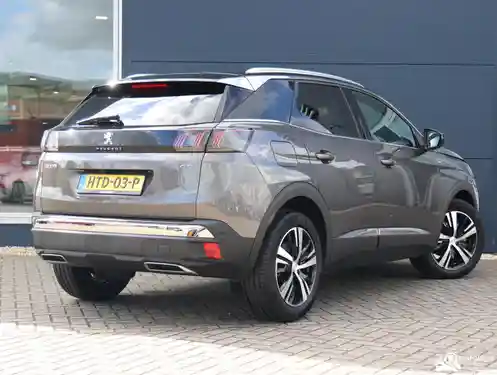 Peugeot 3008 1.2 PureTech 130 2023
