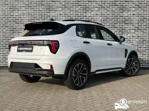 Lynk & Co 01 1.5TD PHEV 2025