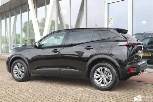 Peugeot 2008 1.2 PureTech 130 2023