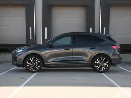 Ford Kuga 2.5 Plugin-Hybrid 2022
