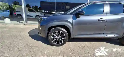 Toyota Yaris Cross 1.5 Hybrid 130 2025