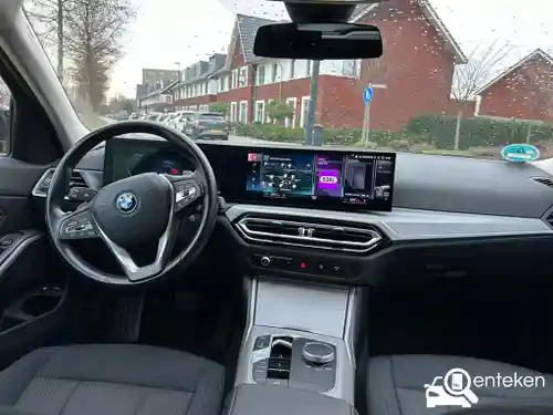 BMW 320e Touring 2022