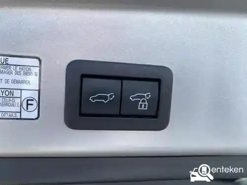 Toyota Corolla Cross 2.0 Hybrid 2024