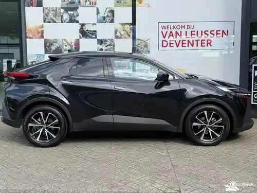 Toyota C-HR 1.8 Hybrid 2024