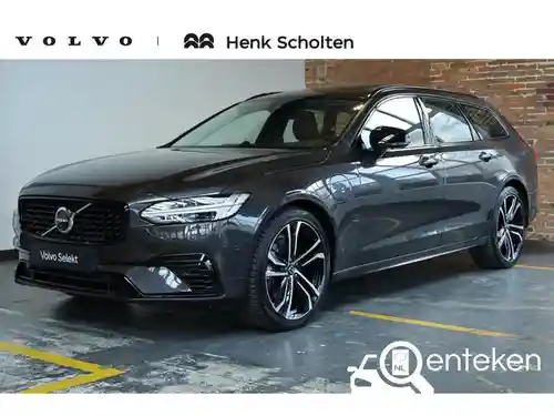 Volvo V90 T8 2025