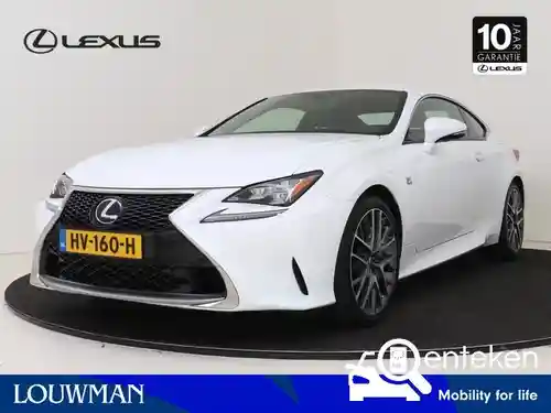 Lexus RC 300h 2016