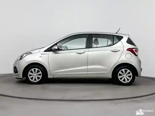 Hyundai i10 1.0 blue 2016