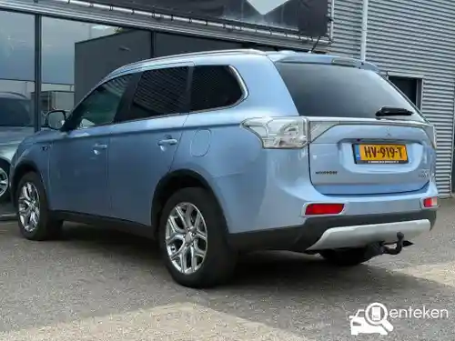 Mitsubishi Outlander 2.0 Plug-In Hybrid 2015