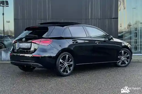 Mercedes-Benz A 180 2025