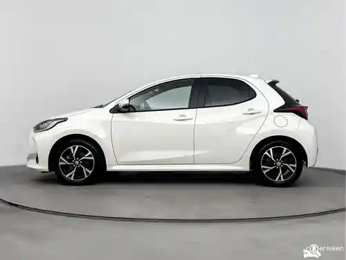 Toyota Yaris 1.5 Hybrid 116 2024