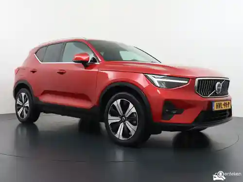 Volvo XC40 Recharge Plug-in Hybrid T4 2023