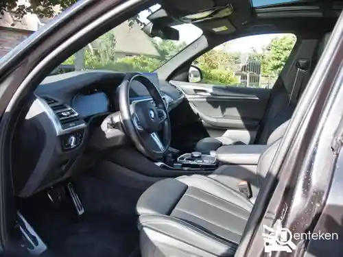 BMW iX3 2023