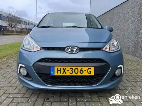 Hyundai i10 1.0 blue 2016