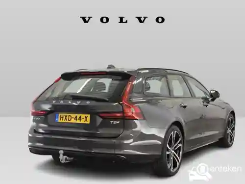Volvo V90 T8 2025