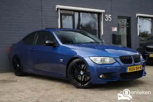 BMW 335i Coupé 2011
