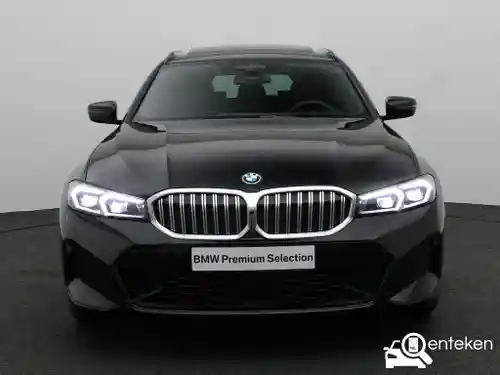 BMW 330e Touring 2025
