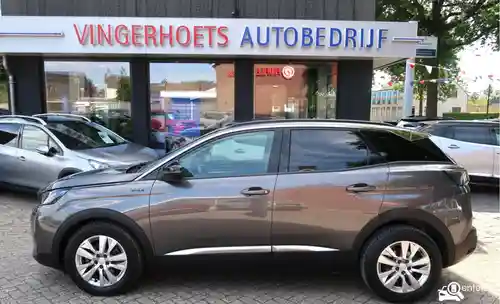 Peugeot 3008 1.2 PureTech 130 2022