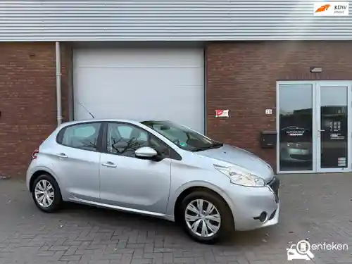 Peugeot 208 1.2 PureTech 82 2015