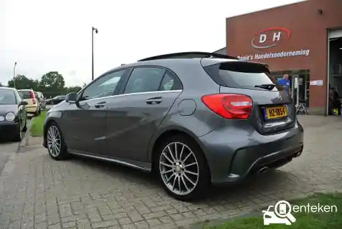 Mercedes-Benz A 180 2013