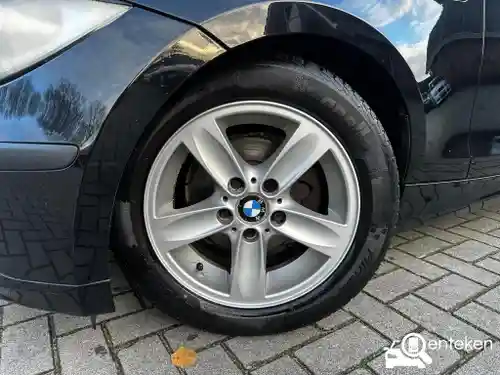 BMW 116i 2009
