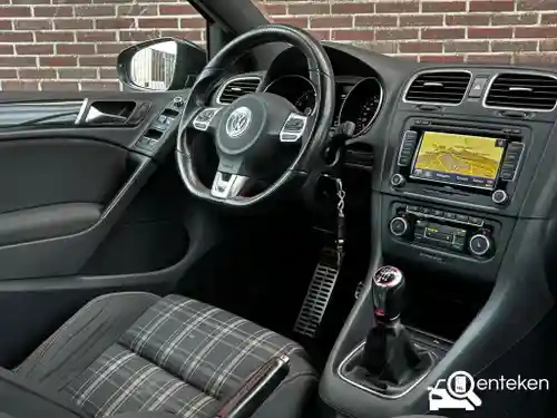 VW Golf GTI 2011