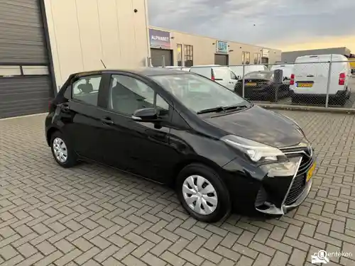 Toyota Yaris 1.0 2016