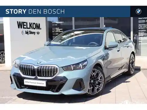 BMW 550e Touring 2025