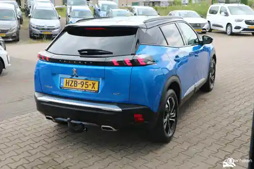 Peugeot 2008 1.2 PureTech 130 2021