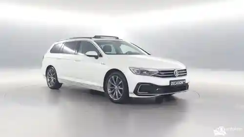 VW Passat Variant GTE 2020