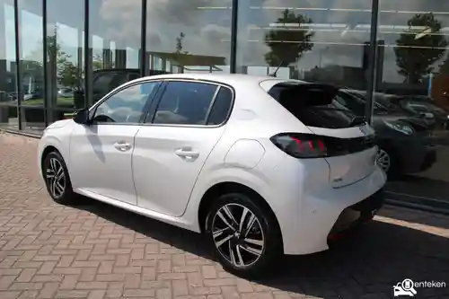 Peugeot 208 1.2 PureTech 100 2022