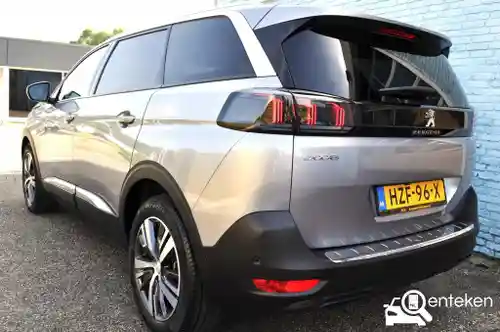 Peugeot 5008 1.2 PureTech 130 2021