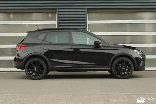 SEAT Arona 1.0 TSI 2025