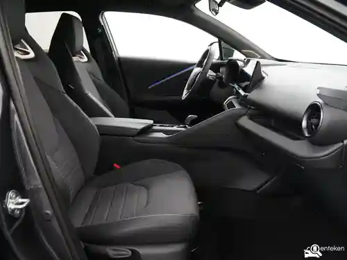 Toyota C-HR 2.0 Hybrid 2025