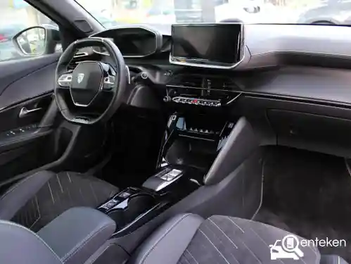 Peugeot 2008 1.2 PureTech 130 2024