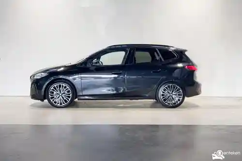 BMW 225e Active Tourer 2024