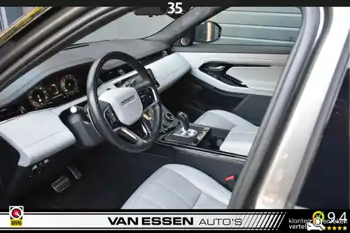 Land Rover Range Rover Evoque P300e 2023