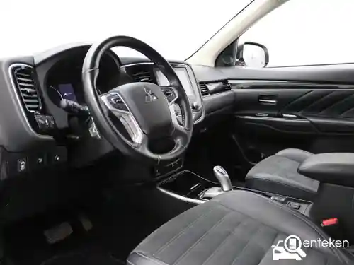 Mitsubishi Outlander 2.4 Plug-In Hybrid 2021