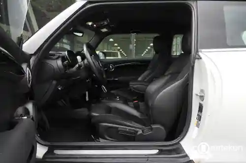 MINI  Cooper SE 2019
