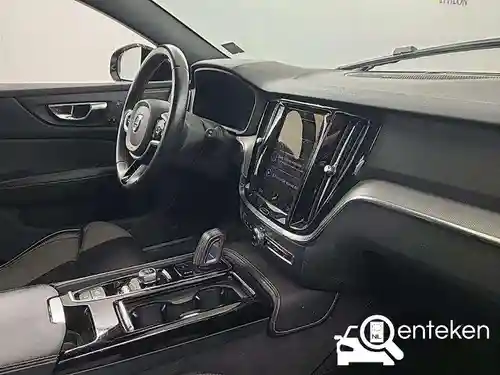 Volvo V60 T6 2020
