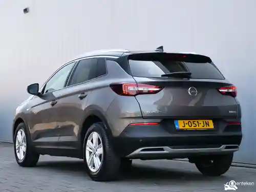 Opel Grandland X 1.2 DI Turbo 2020