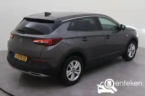 Opel Grandland X 1.2 DI Turbo 2020