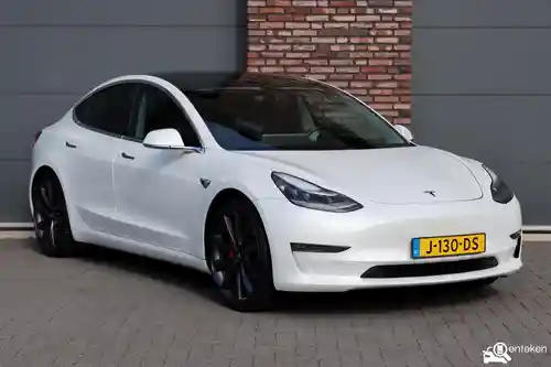 Tesla Model 3 Performance 2020