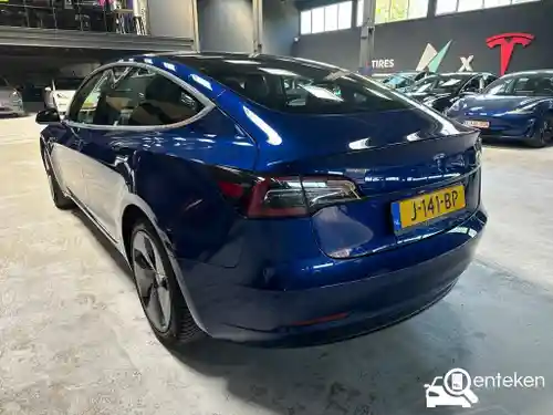 Tesla Model 3 Standard Range Plus 2020