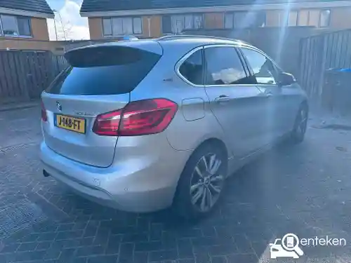 BMW 225xe iPerformance Active Tourer 2017